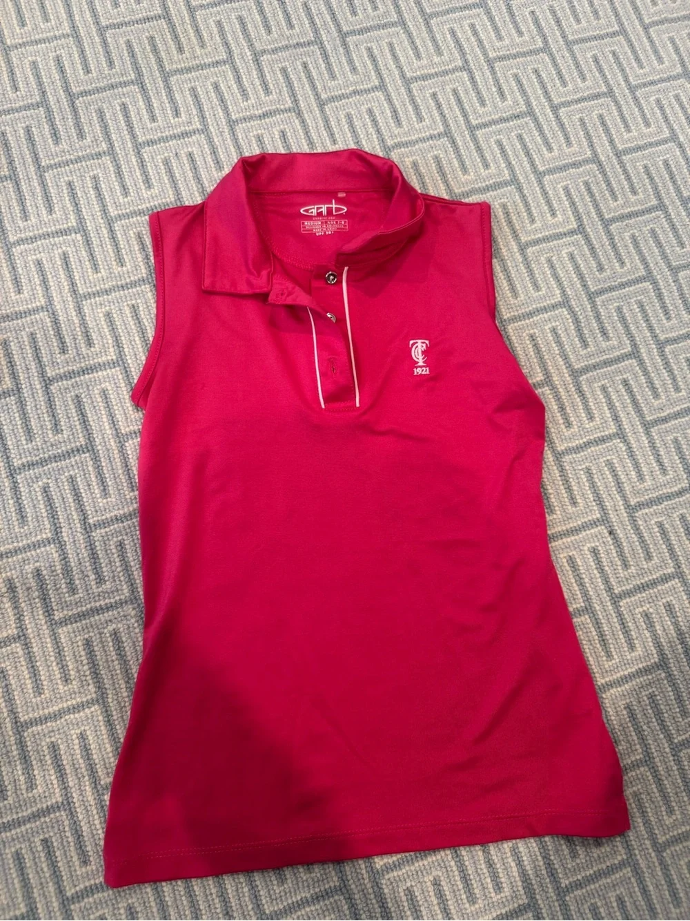 Garb Sleeveless Polo/golf Top - Fuchsia
